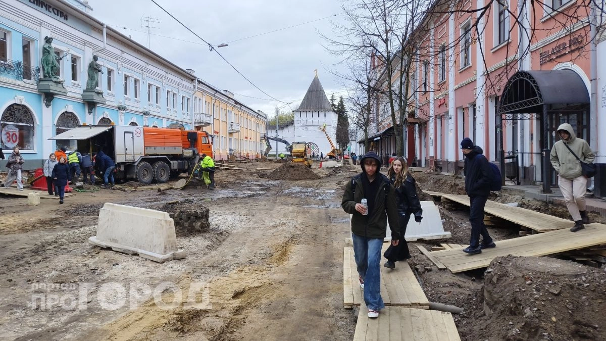 По доскам к будущему бульвару: репортаж с перекопанной Нахимсона