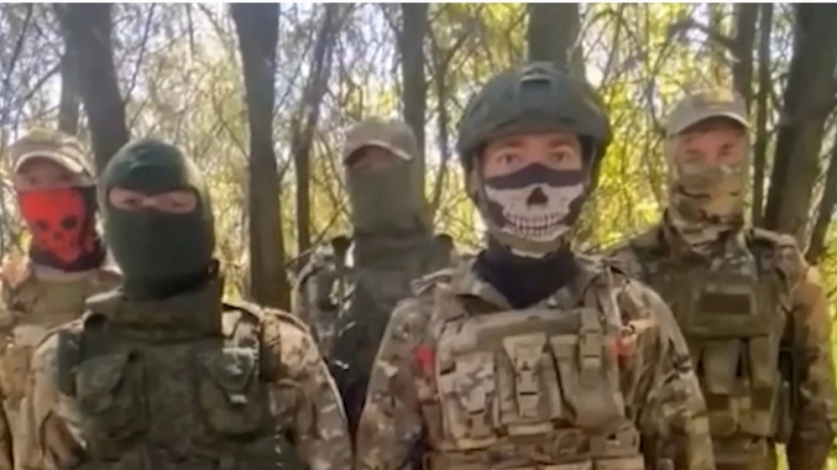Десантники из зоны СВО поздравили Ярославль с Днём Победы:  "Продолжаем дело прадедов"