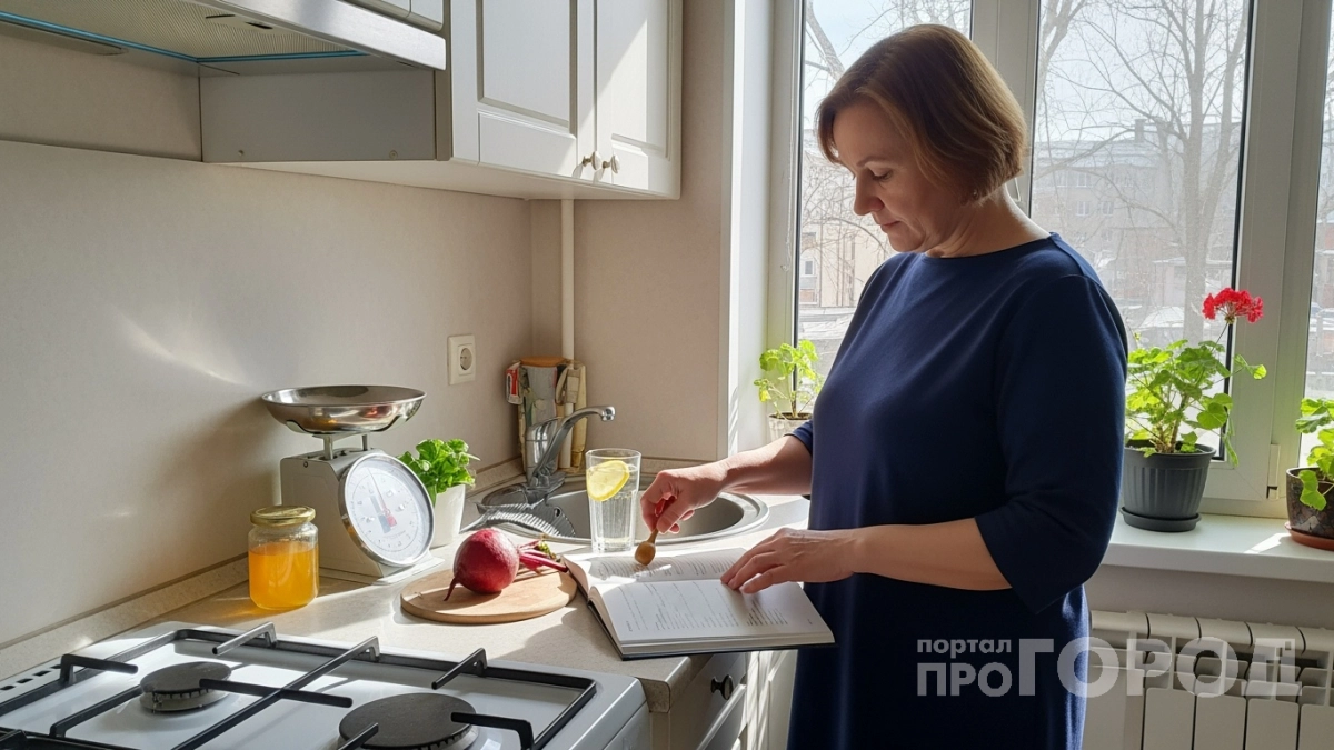 Больше никогда не варю свеклу: готовлю без единой капли воды, грязных кастрюль и неприятного запаха - весь сок внутри