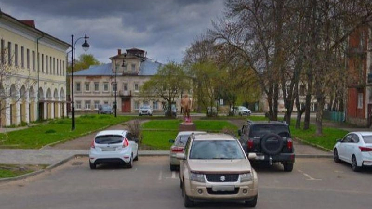 В Ростове Великом благоустроят сквер за 19,4 млн рублей за два месяца