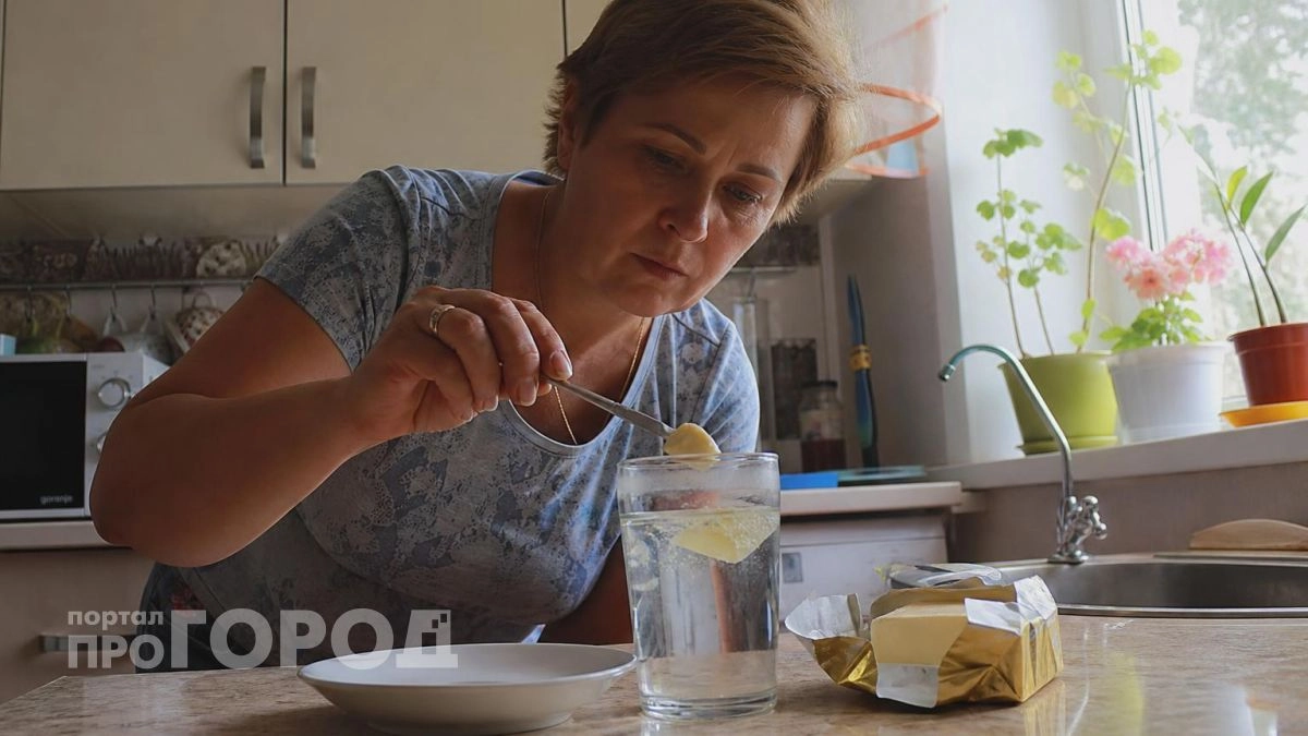 Хватит покупать поддельное масло: этот простой тест со стаканом воды покажет правду за пять секунд