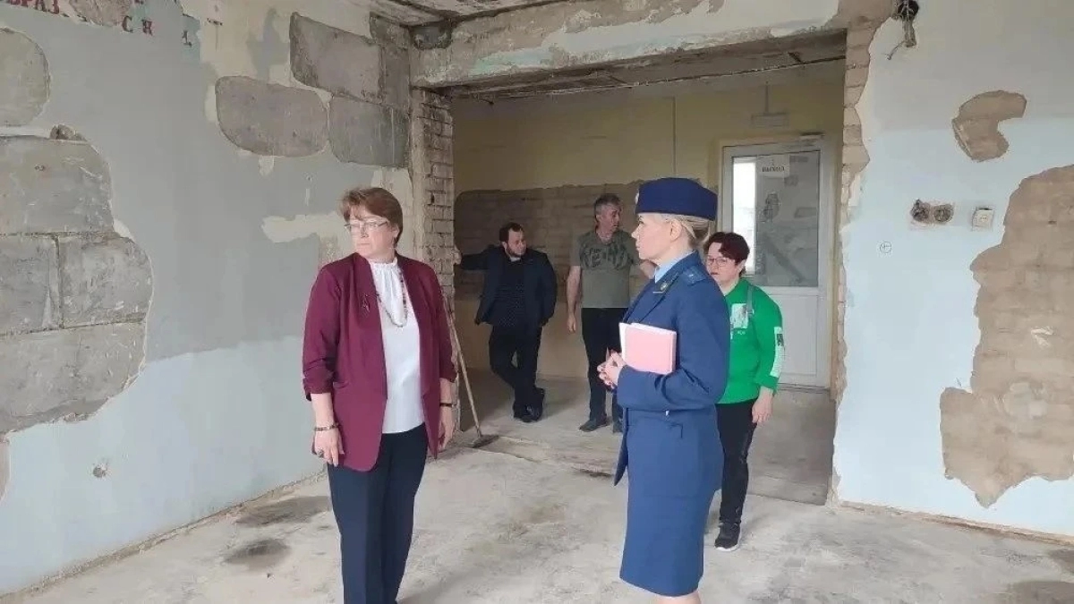 Ремонт в Переславле набирает темп: прокурор лично оценила стройку