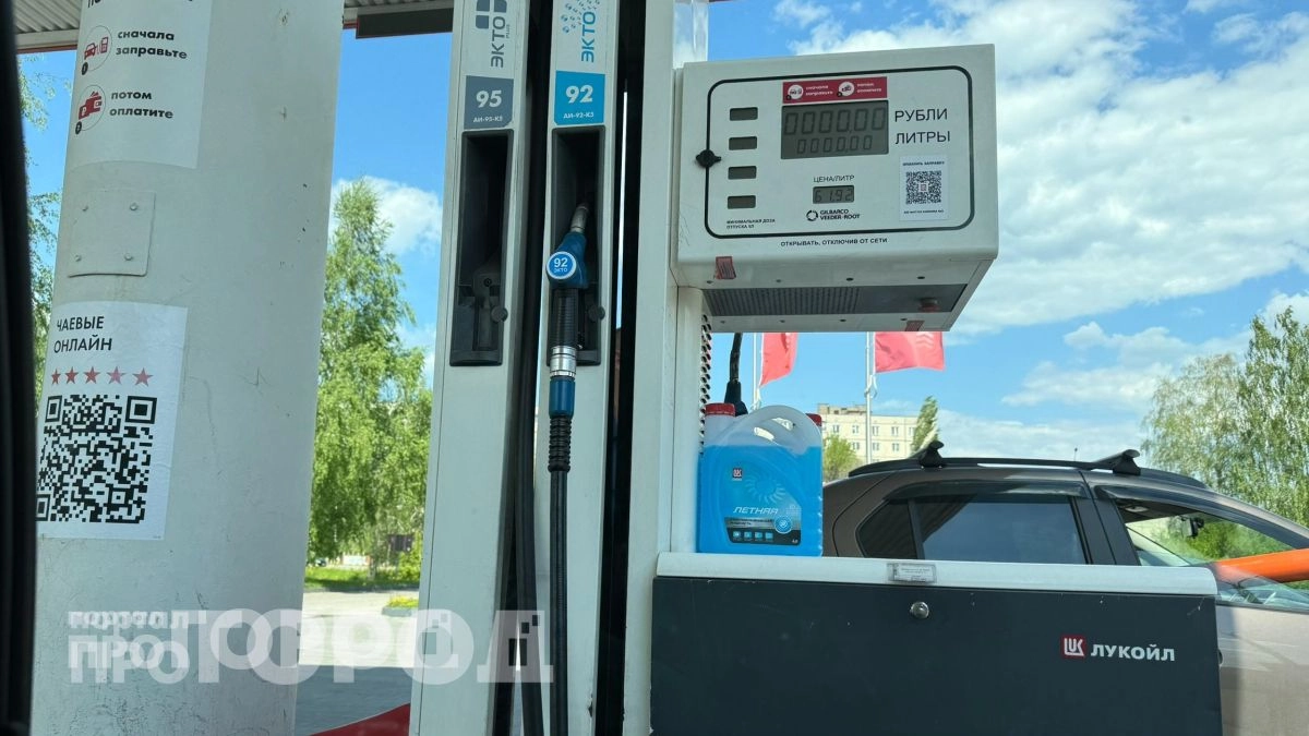 Заливал АИ-92 вместо АИ-95 целый год: показываю состояние поршней и честный результат экономии на топливе