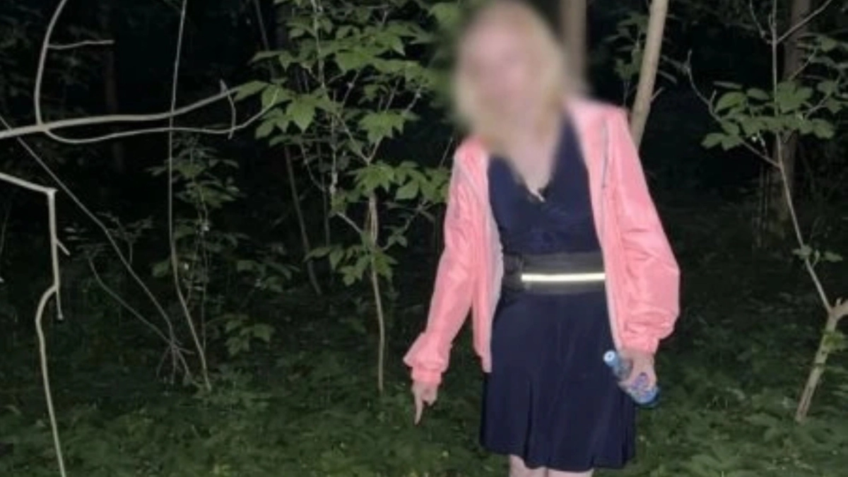 В Петропавловском парке полицейские поймали "закладчицу" с опасной находкой: ей грозит срок