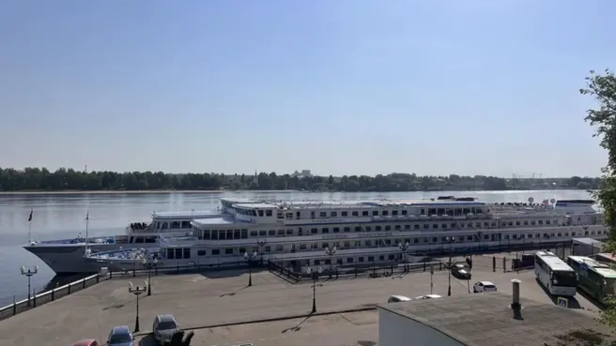 В Ярославле пришвартовалась «Княжна Анастасия»: круизы от 23 тысяч рублей