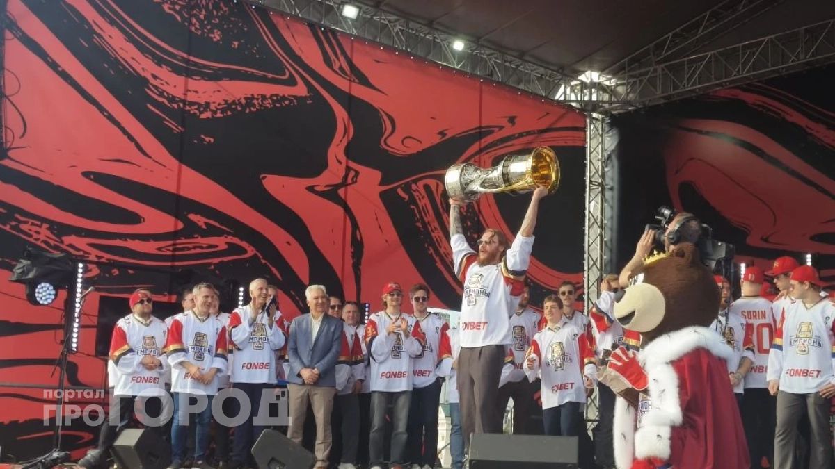 Жители Ярославля решат, какую улицу назовут в честь "Локомотива"