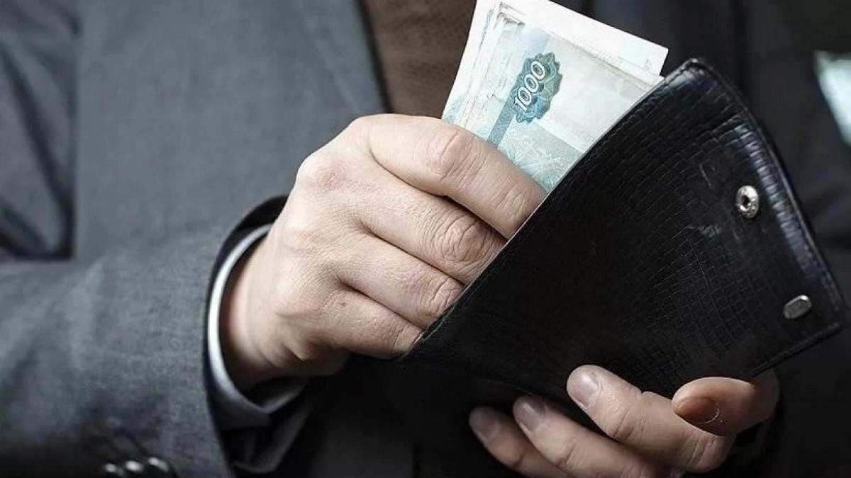 Минздрав раскрыл зарплаты главврачей ярославских больниц: до 338 тысяч рублей