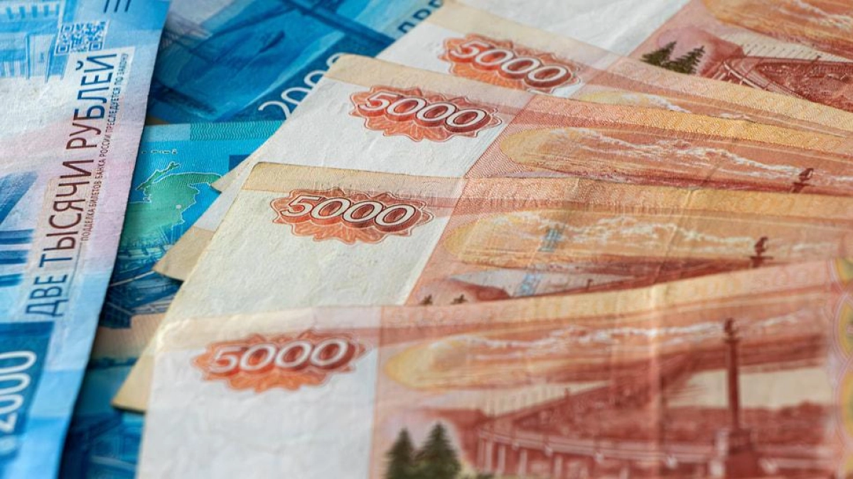 Зарплаты в Ярославской области выросли до 76 611 рублей