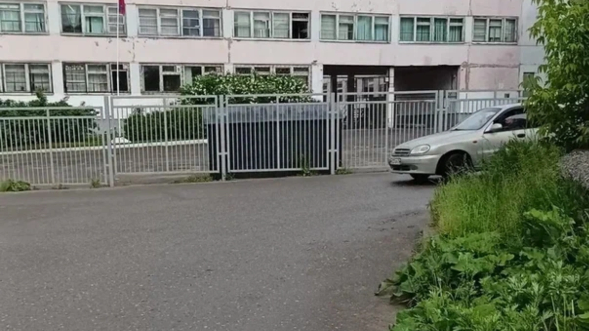 Дорога в Кузнечихе превратилась в экзамен на смелость для пешеходов