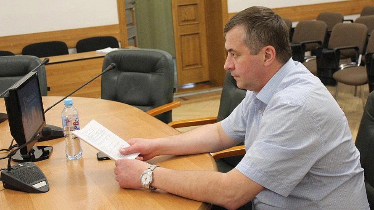 Суд обязал экс-директора ярославской «Волны» вернуть взятки в бюджет