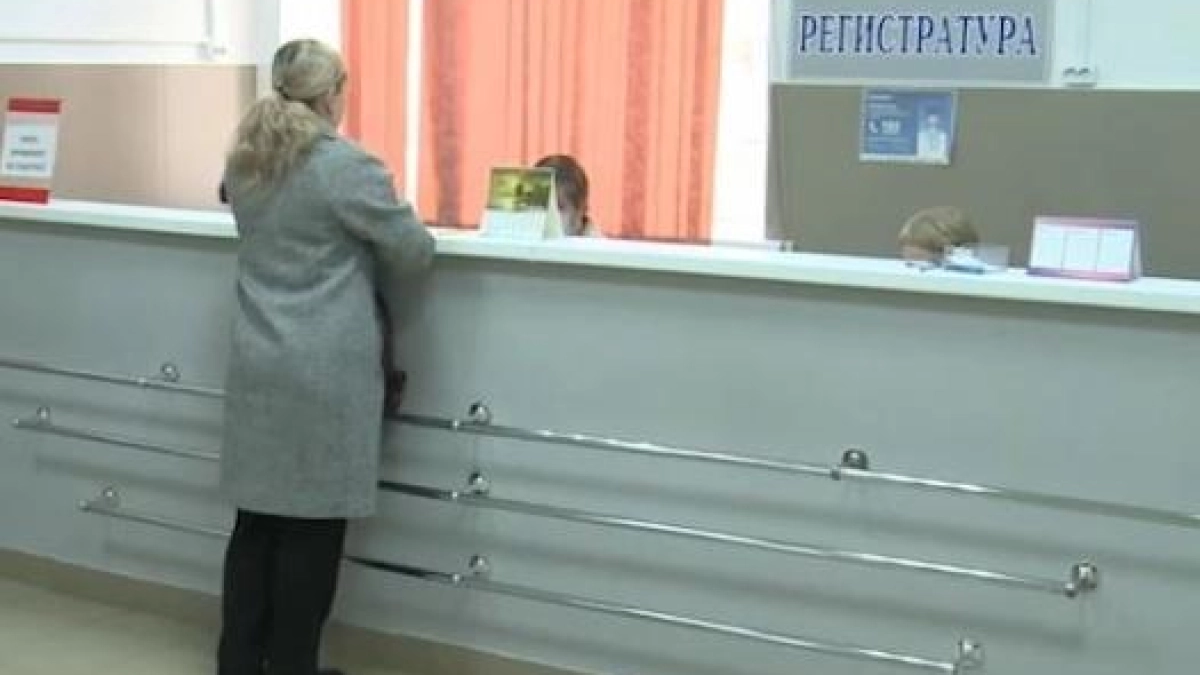Минздрав предложил сократить больничный тем, кто болеет чаще четырёх раз в полгода