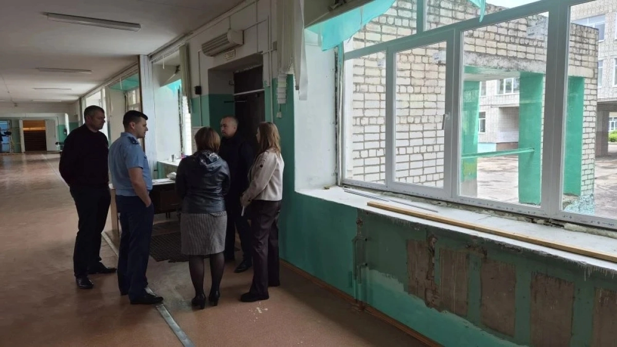 В Новом Некоузе прокуратура проследила за капремонтом школьного здания