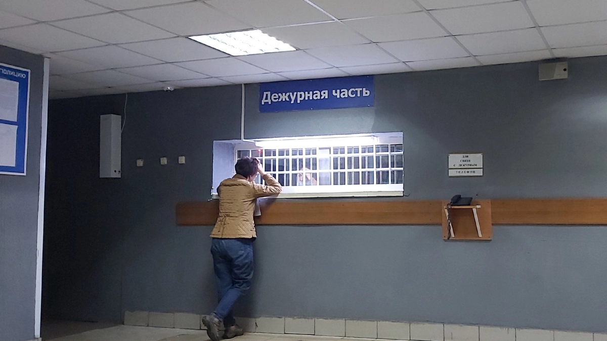 Мошенники запугали жительницу Фрунзенского района "терроризмом" и выманили 3 миллиона рублей