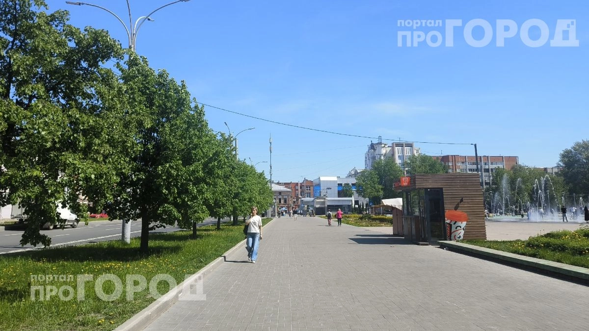 Планы на июнь придется менять: синоптики пересмотрели прогнозы и советуют убрать легкие вещи подальше