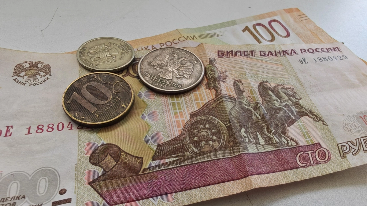 Зарплаты в Ярославской области выросли на 15,9% за год
