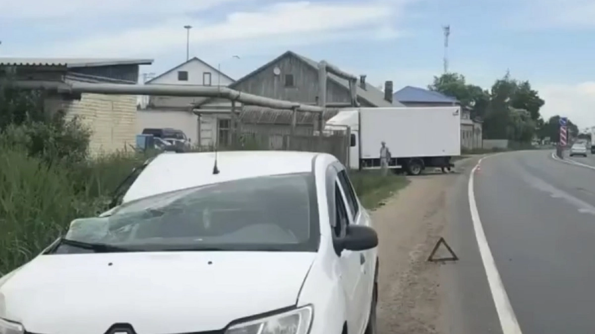 В Ростовском районе возбудили уголовное дело после смертельного ДТП, в котором погиб пассажир автомобиля «Рено»