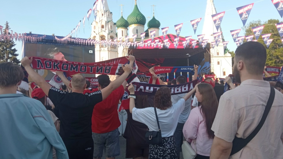 Фанат «Салавата» натравил питбуля на болельщиков «Локомотива» в Уфе: двое в больнице