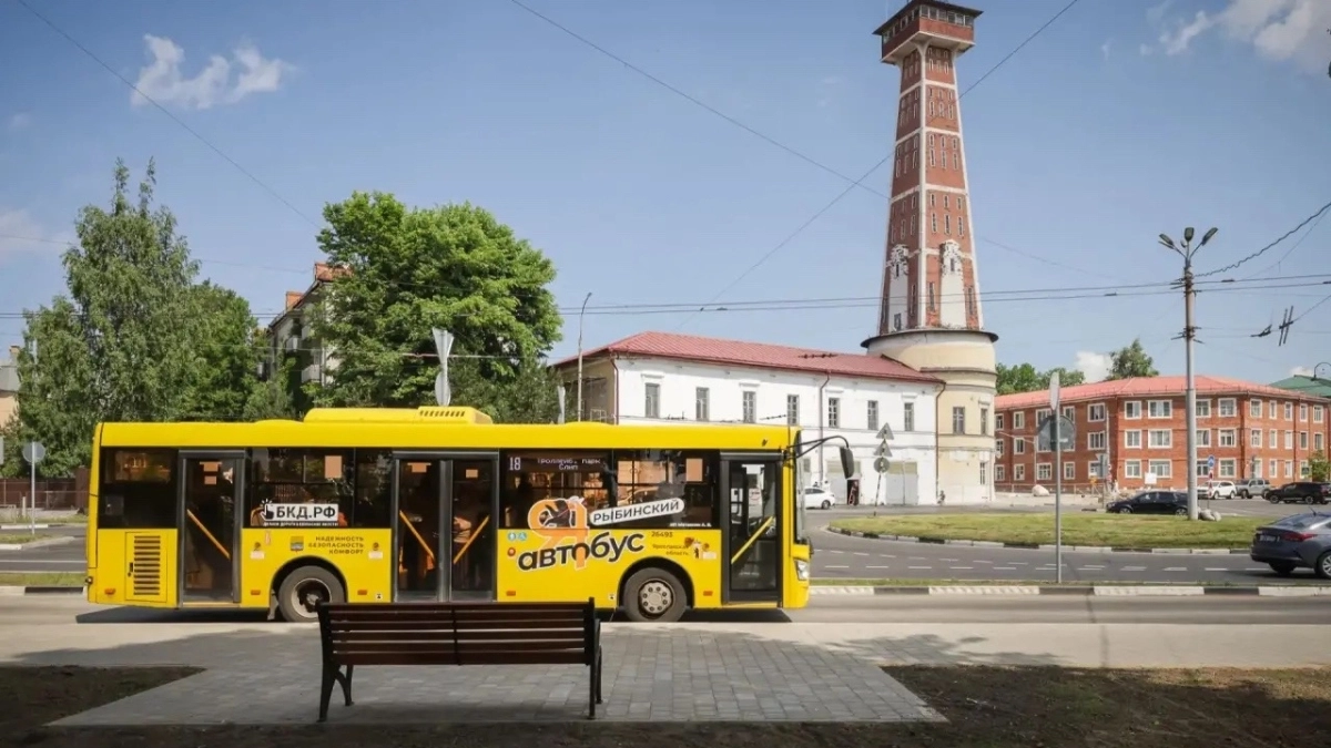 В Рыбинске запустили новую остановку с выделенкой
