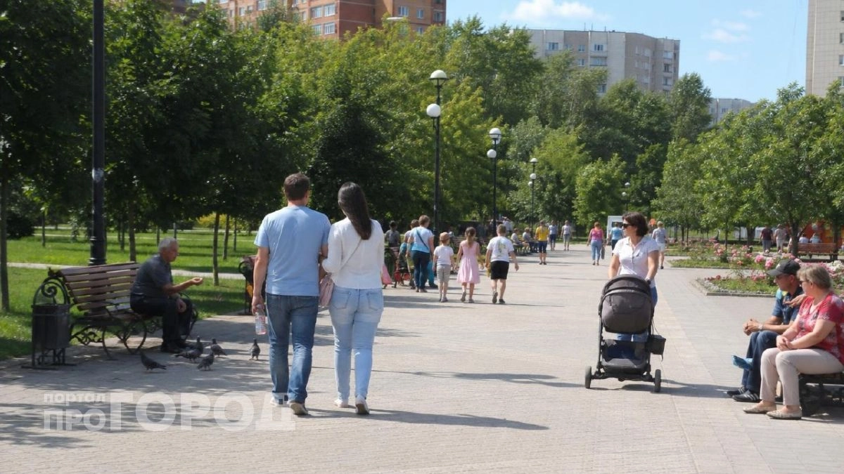 Две рабочие недели сократили окончательно: власти приняли решение из-за ситуации в стране
