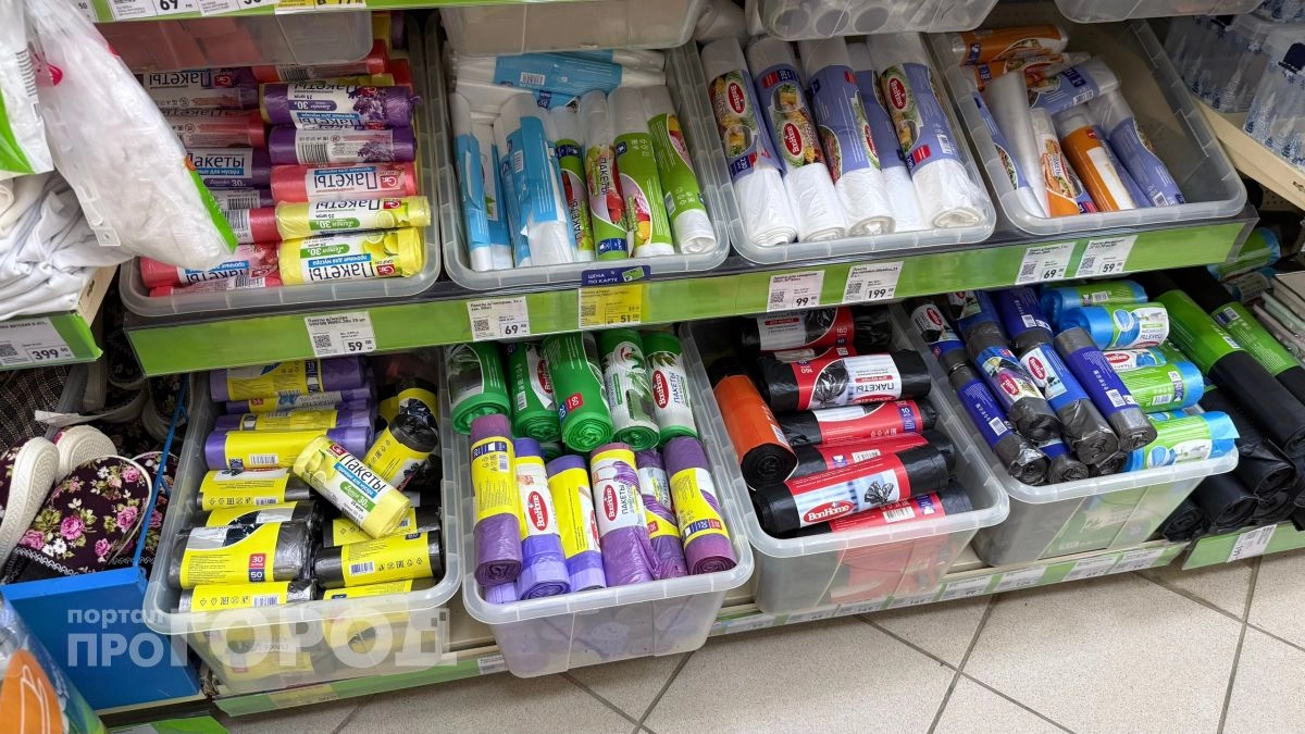 Обычные пакеты больше не устраивают: многоразовые эко‑сумки складываются в карман и выдерживают тяжелые покупки 