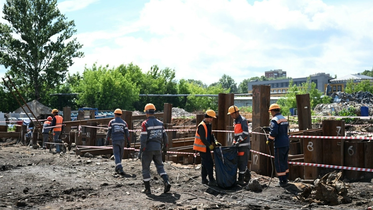 В Ярославле строят третий мост через Волгу: работы идут по графику