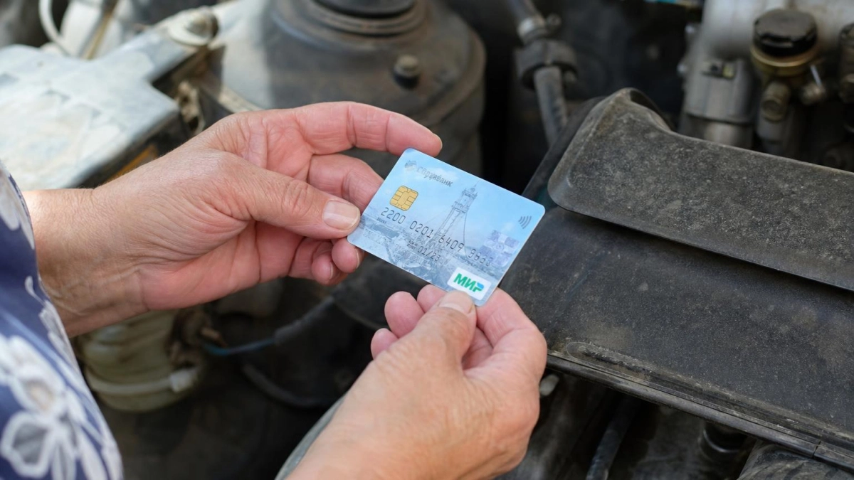 Жительница Рыбинска лишилась более 11 тысяч рублей при продаже двигателя