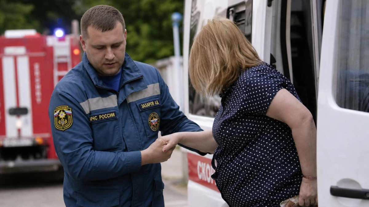 Пострадавшую при атаке БПЛА после экстренной операции отправили на реабилитацию в Москву