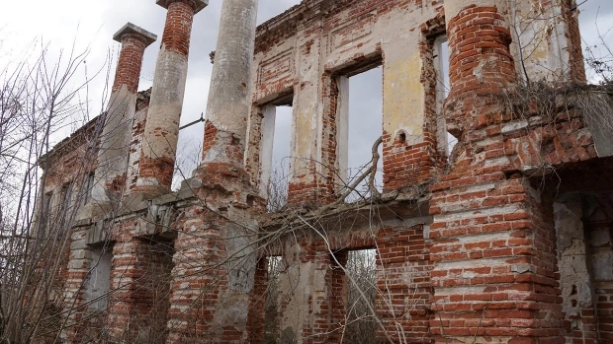Памятник за рубль: в Угличе ищут инвестора для спасения старинной усадьбы Григорьевых‑Супоневых