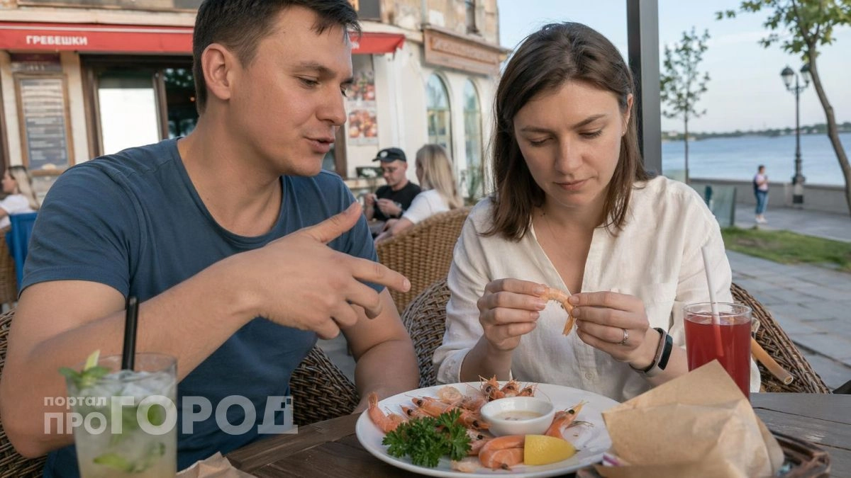 Черная нить в креветке: стоит ли тратить время на ее очистку и чем на самом деле грозит употребление в пищу