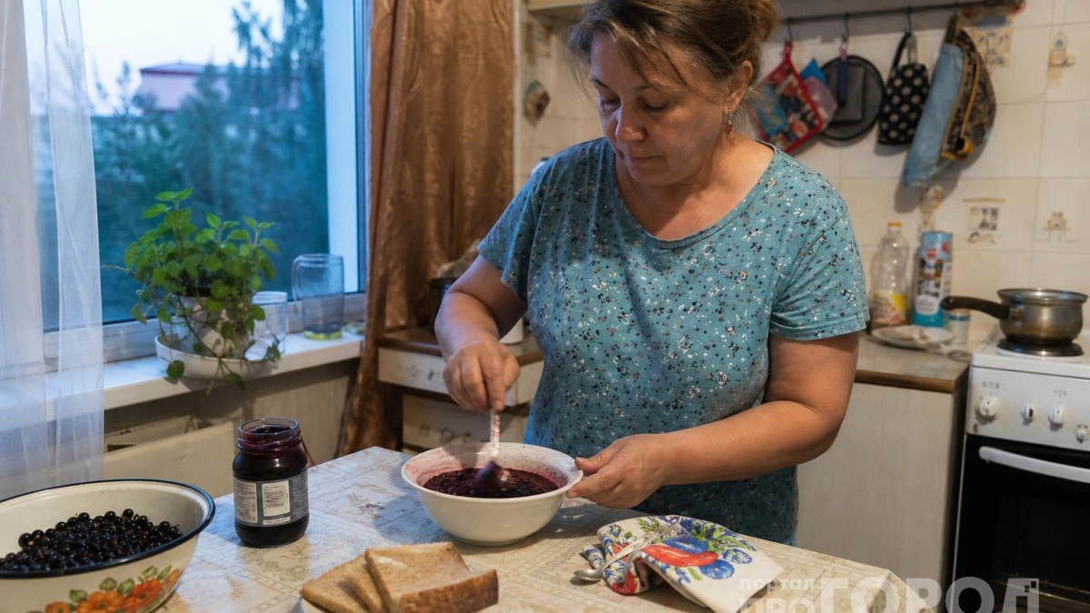 Густой, как мёд, и душистый: как сварить смородиновый джем, который не растекается и пахнет на весь дом