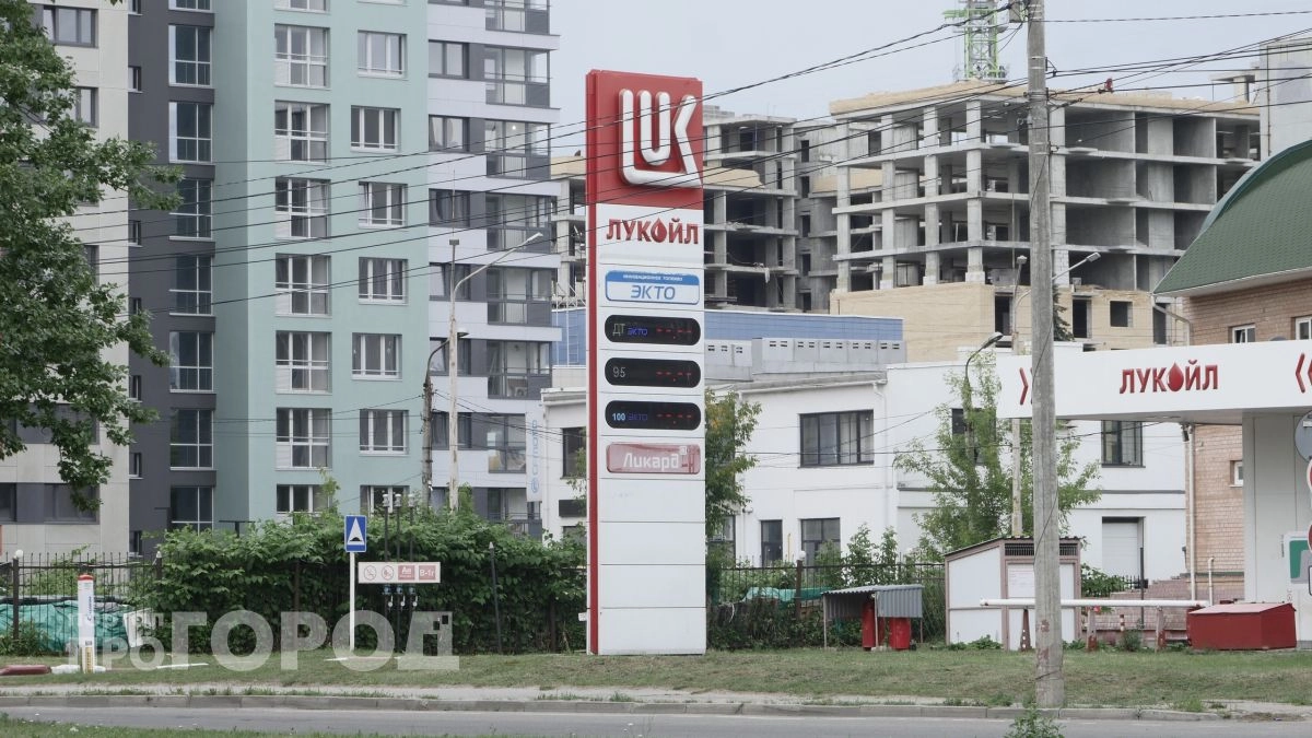 Вторая неделя топливного дефицита: где в Ярославле есть бензин 