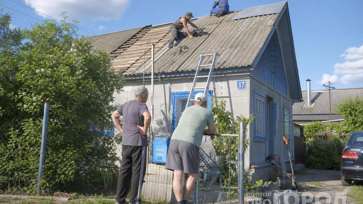 Профнастил уже не актуален: рукастые хозяева выбирают новую композитную кровлю — тише в дождь и служит дольше
