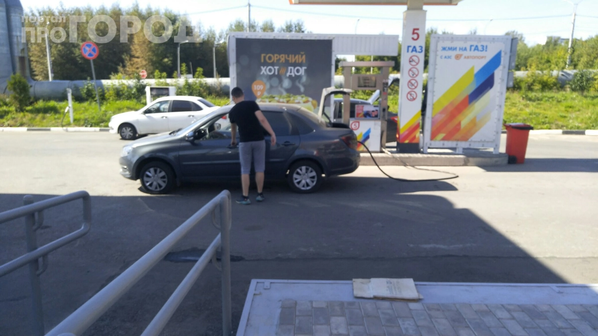 На выезде с АЗС теперь поджидают: ГАИ приготовила водителям неприятный сюрприз