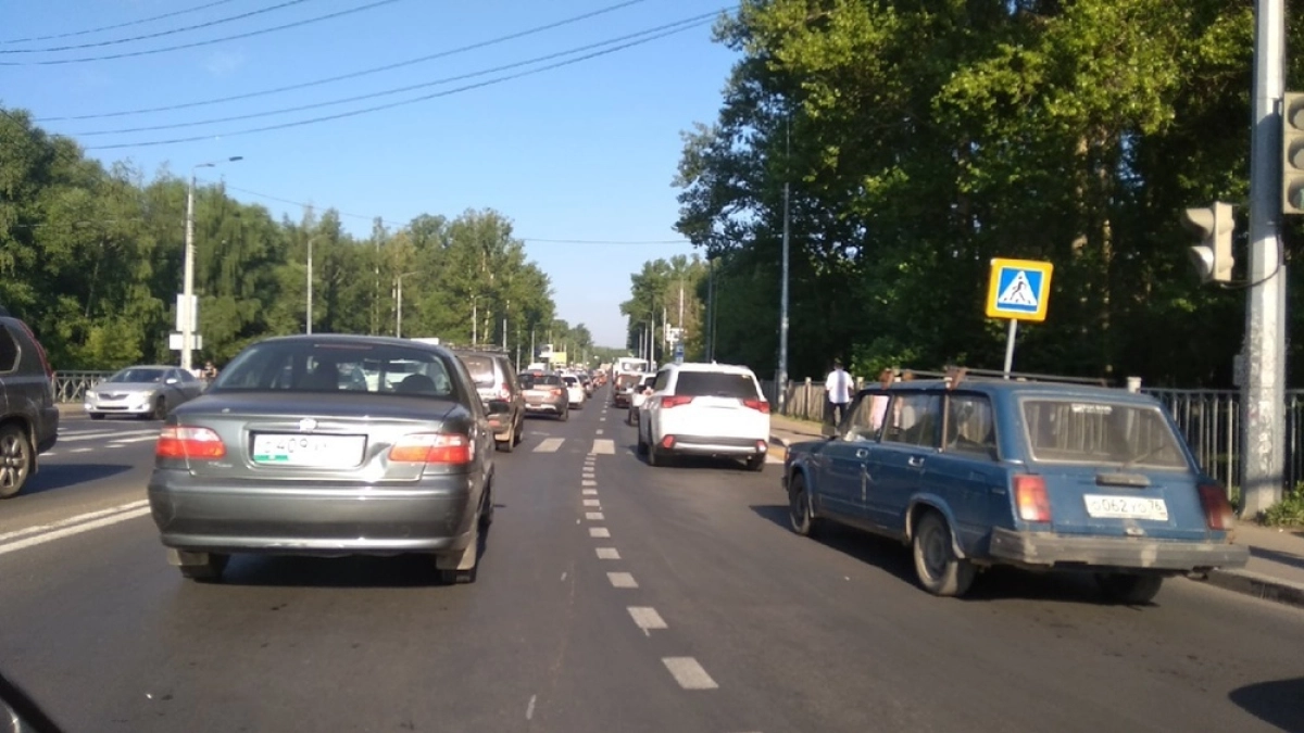 Мэрия Ярославля объяснила отказ от реверсивного движения на Дачной за Волгой
