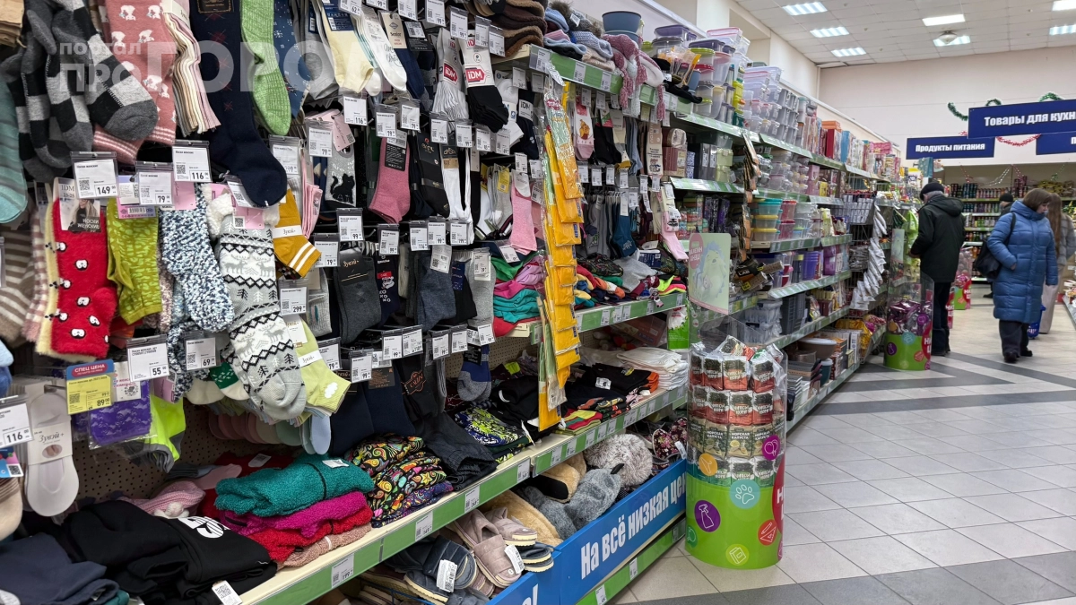 Зашла в Fix Price на пять минут — вышла с полной корзиной новинок: что такого нашли на полках