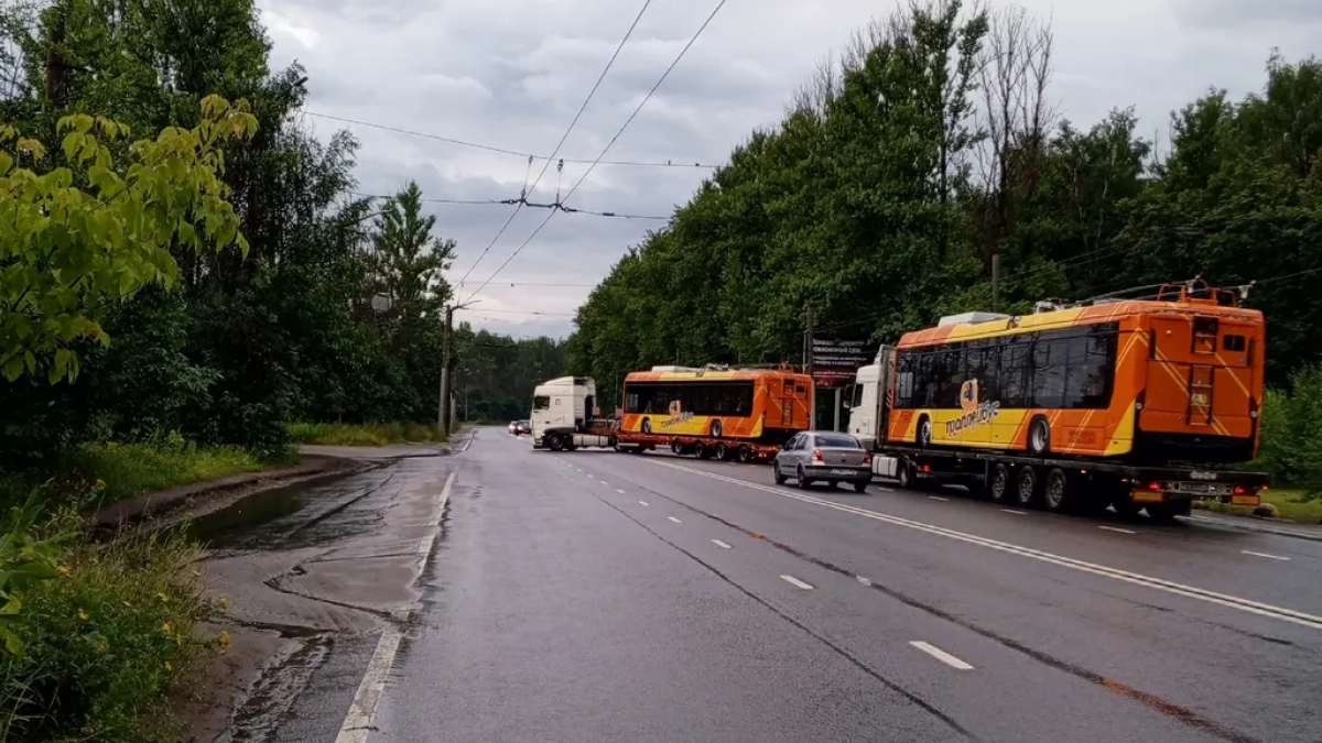 В Ярославль прибыла первая партия белорусских троллейбусов с автономным ходом