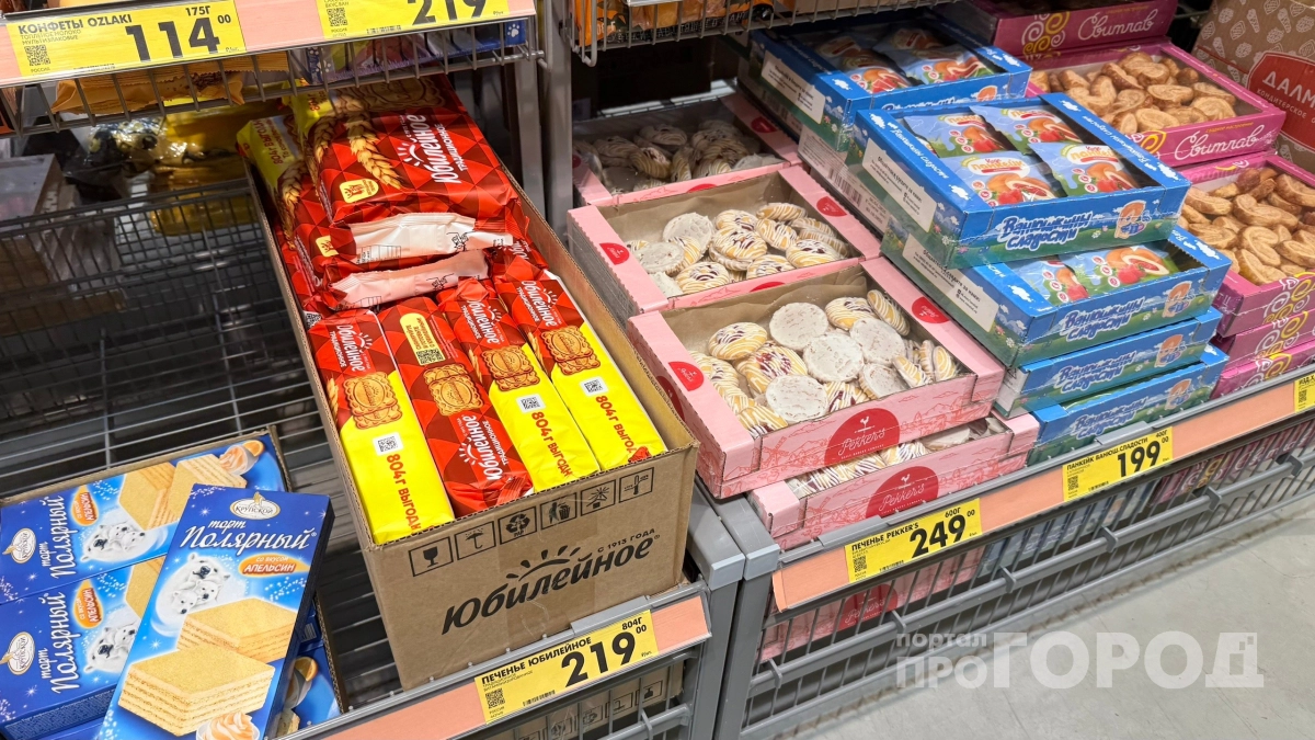 Врач назвала продукт из «Чижика», который мы едим каждый день, а он незаметно «съедает» суставы
