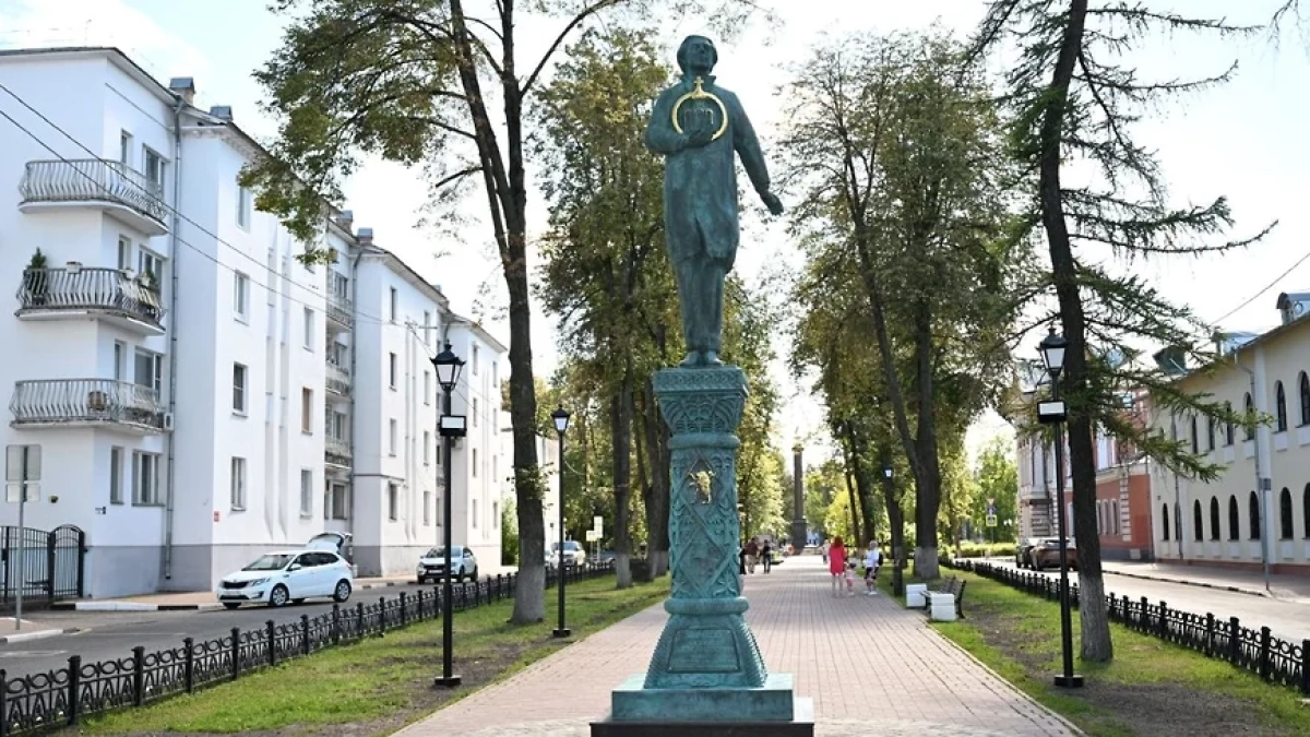 Власти Ярославля прокомментировали установку памятника Бычкову: объект согласован регионом и соответствует законодательству