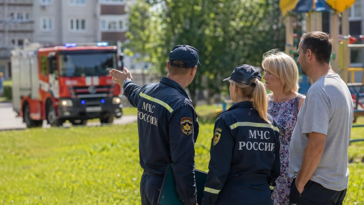 Ярославцам объяснили, куда жаловаться на поджигателей мусора и как их накажут