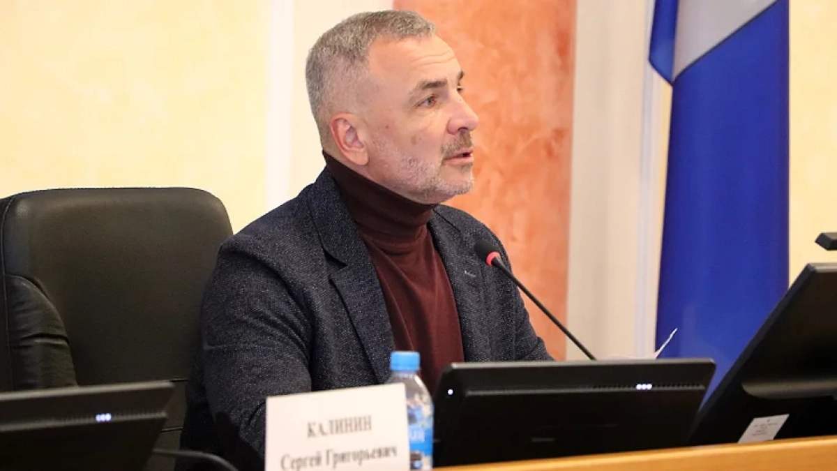 Прощание в зале заседаний: Малютин обратился к депутатам после решения суда о лишении мандата