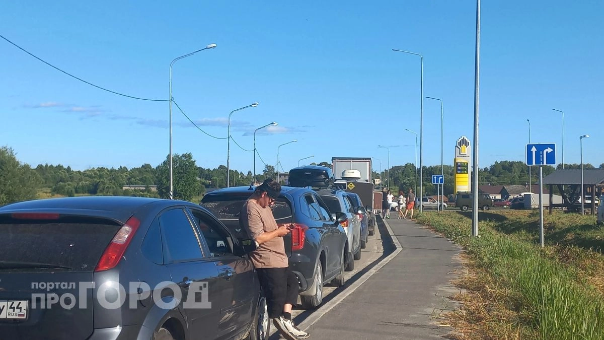 Какая ситуация с бензином по России: тур по заправкам от Ярославля до Мурманска