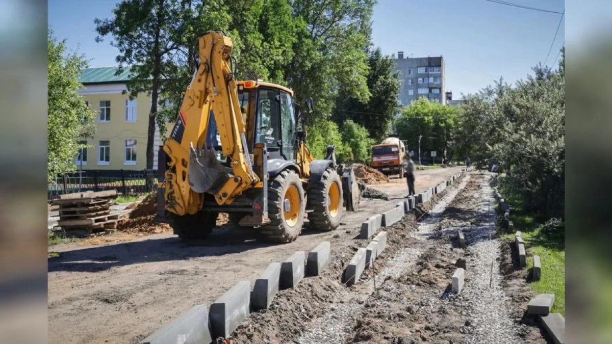 В Рыбинске асфальтируют последнюю грунтовую дорогу на школьном маршруте