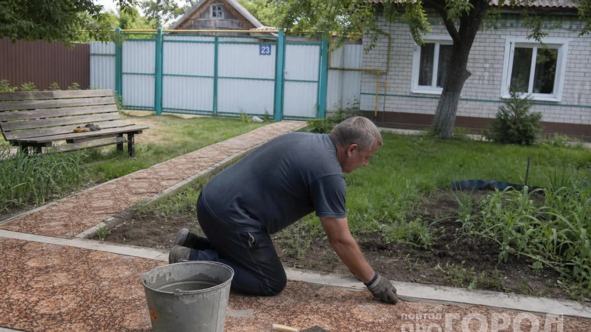 Больше никакой плитки: как сделать садовые дорожки из дешевых материалов, которые прослужат десятки лет
