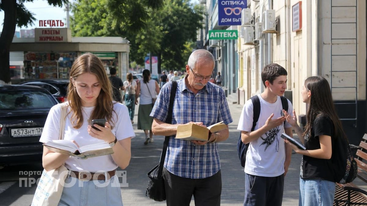 Вы выглядите неграмотно из-за простого сокращения: как правильно писать ХЗ и почему вы ошибаетесь до сих пор