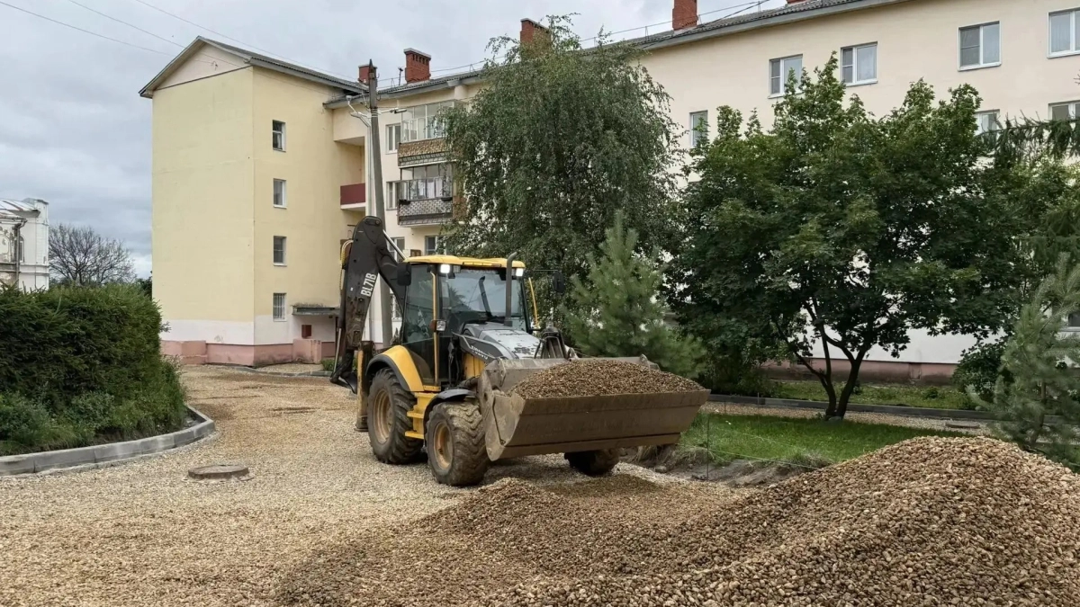 В Ярославской области продолжается реализация губернаторской программы «Наши дворы»