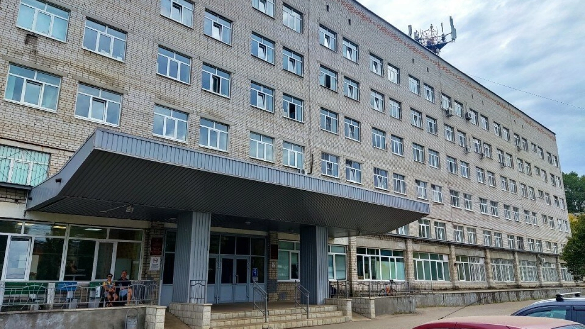 Пациенты остаются, стены меняются: что ждет детскую больницу на Тутаевском шоссе этим летом