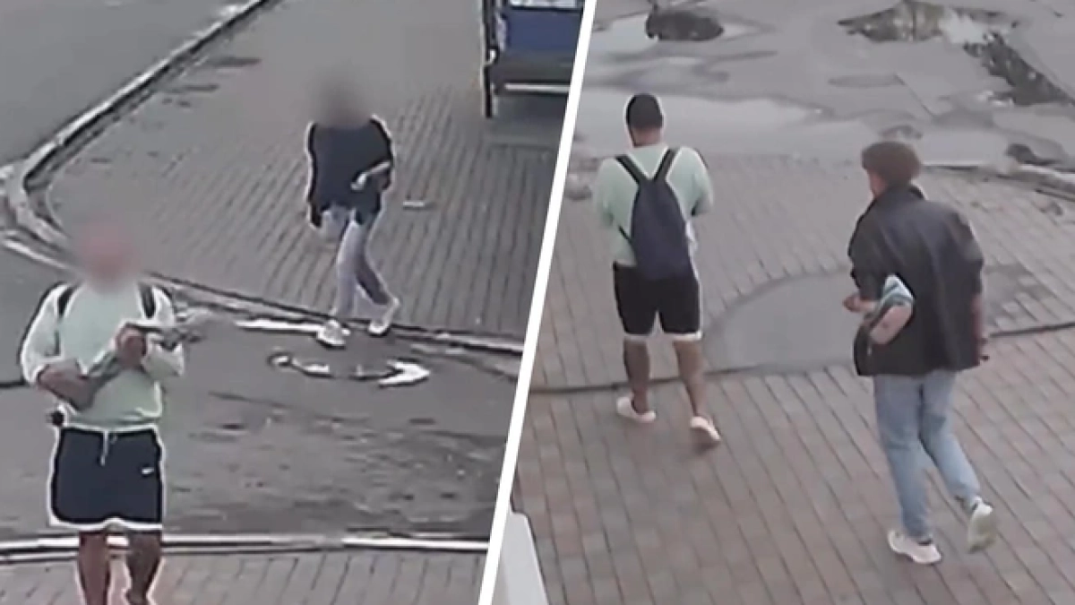 Украденную у ресторана скульптуру писающего мальчика вернули, но ей нужна реставрация