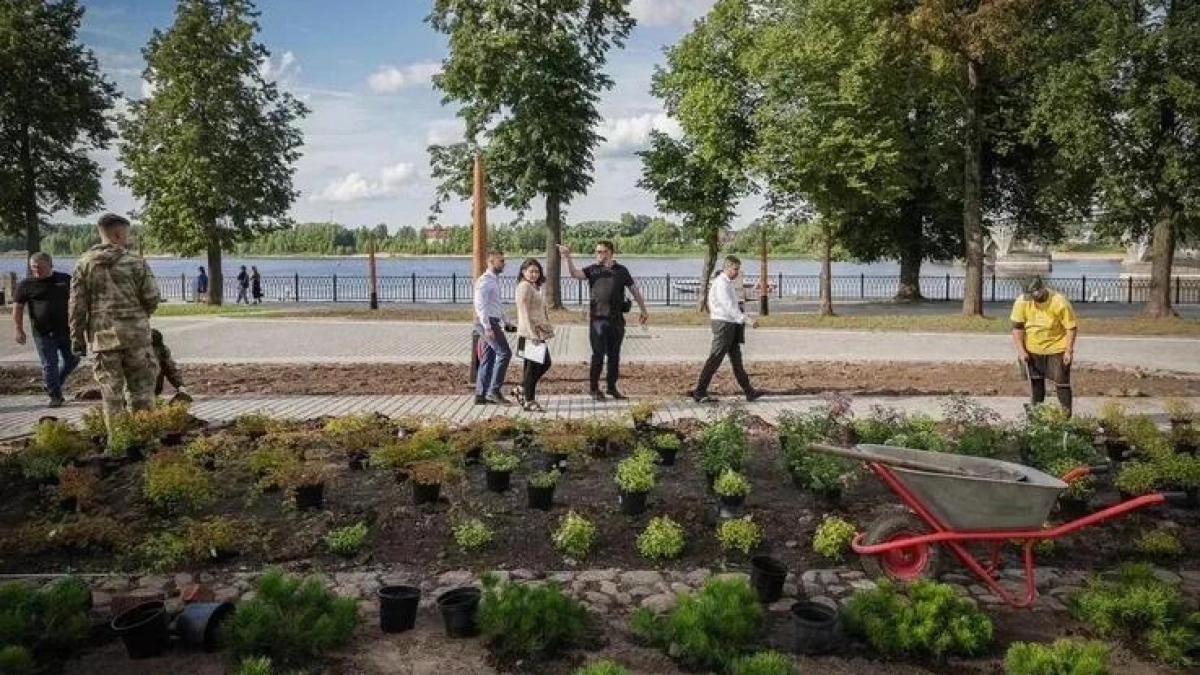 Рыбинцев приглашают украсить цветами окна и входы в историческом центре