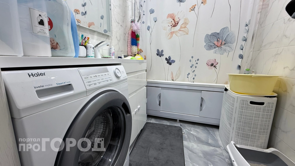 Шторка в ванной — это прошлый век: посмотрите, как в Европе решают проблему брызг красиво