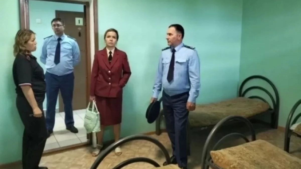 Прокуратура проверила условия содержания подростков в центре УМВД Ярославля